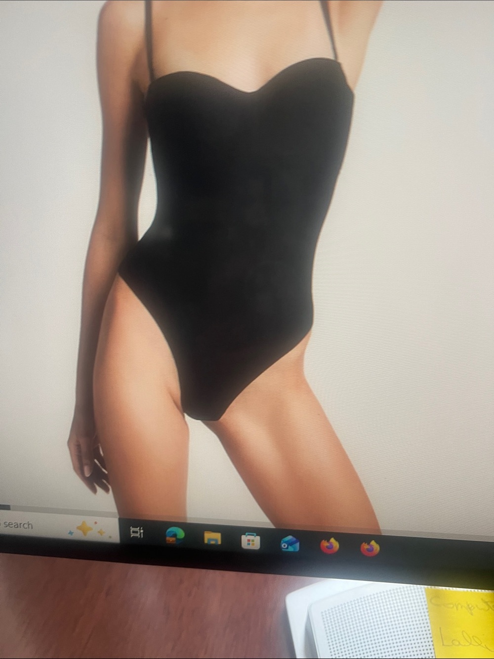 Skims body molded underwire bodysuit